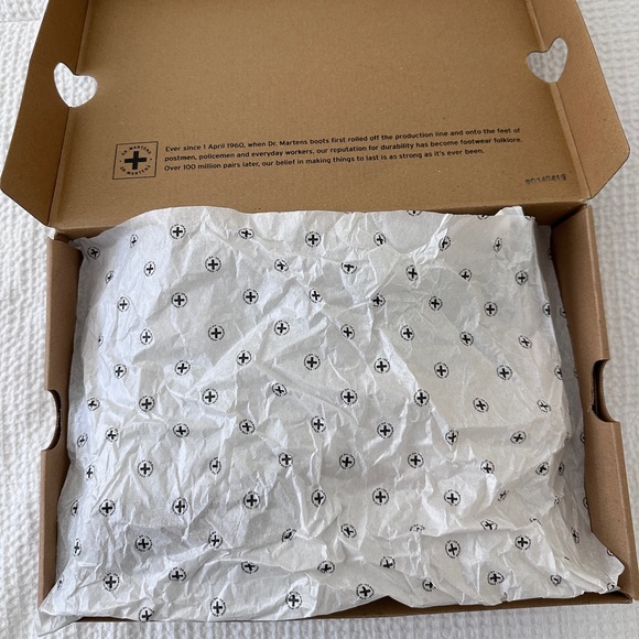 COPY - LIKE NEW ORIGINAL 2009 1460 CHERRY RED SMOOTH DR. MARTENS!!!➕🍒 Size: 6 - Picture 15 of 16